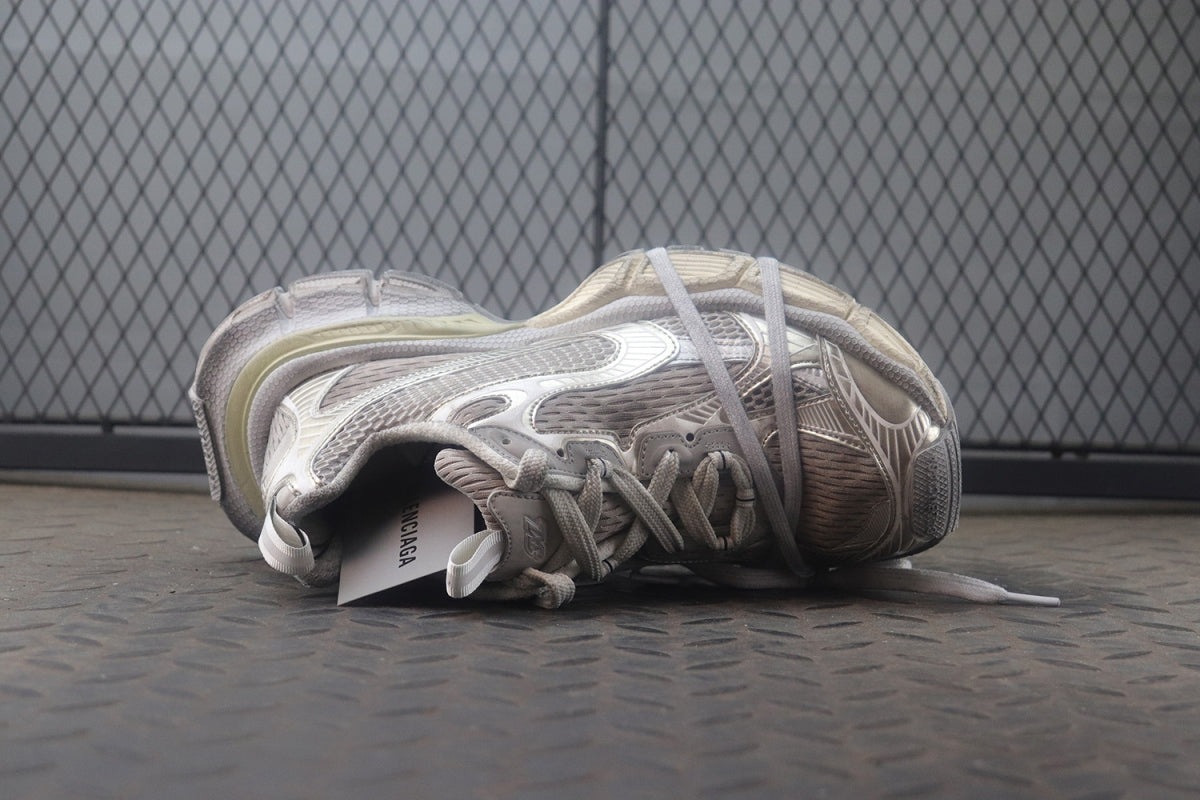 발렌시아가 3XL 에그쉘 스니커즈