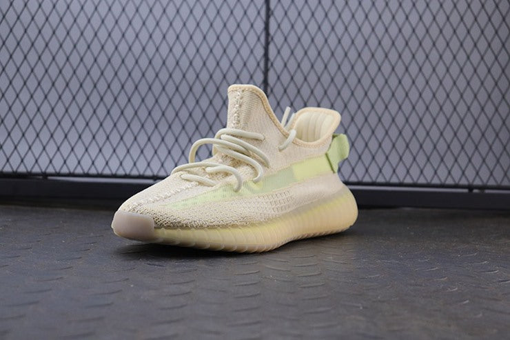 YEEZY 350 V2 플랙스