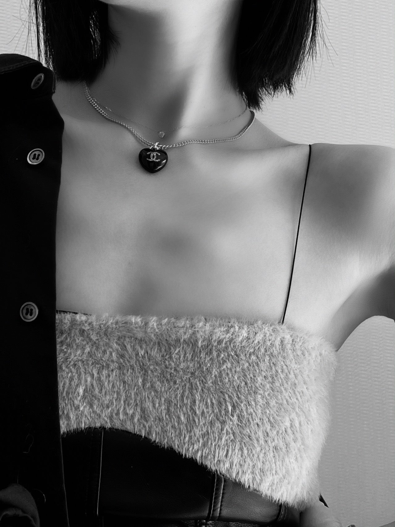 C 목걸이
