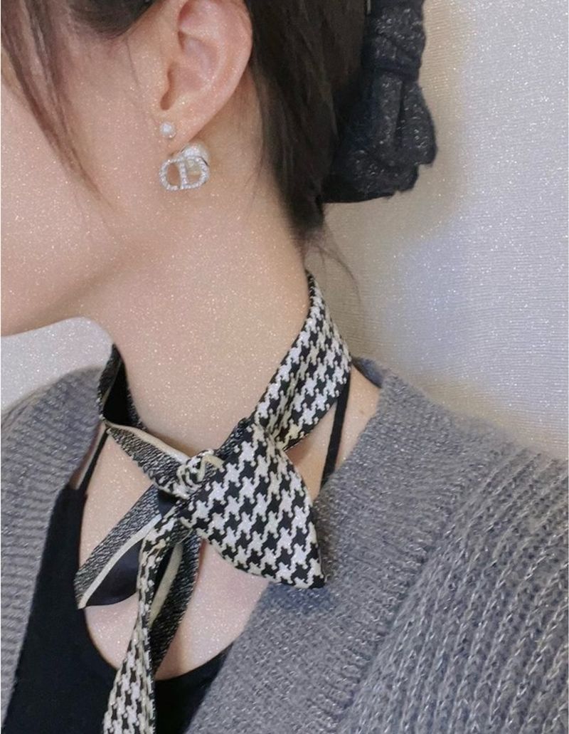 디올 귀걸이