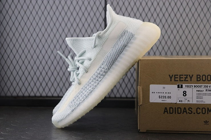 YEEZY 350 V2 클라우드 화이트 리플렉티브