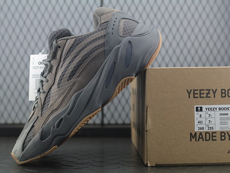 YEEZY 700 지오드