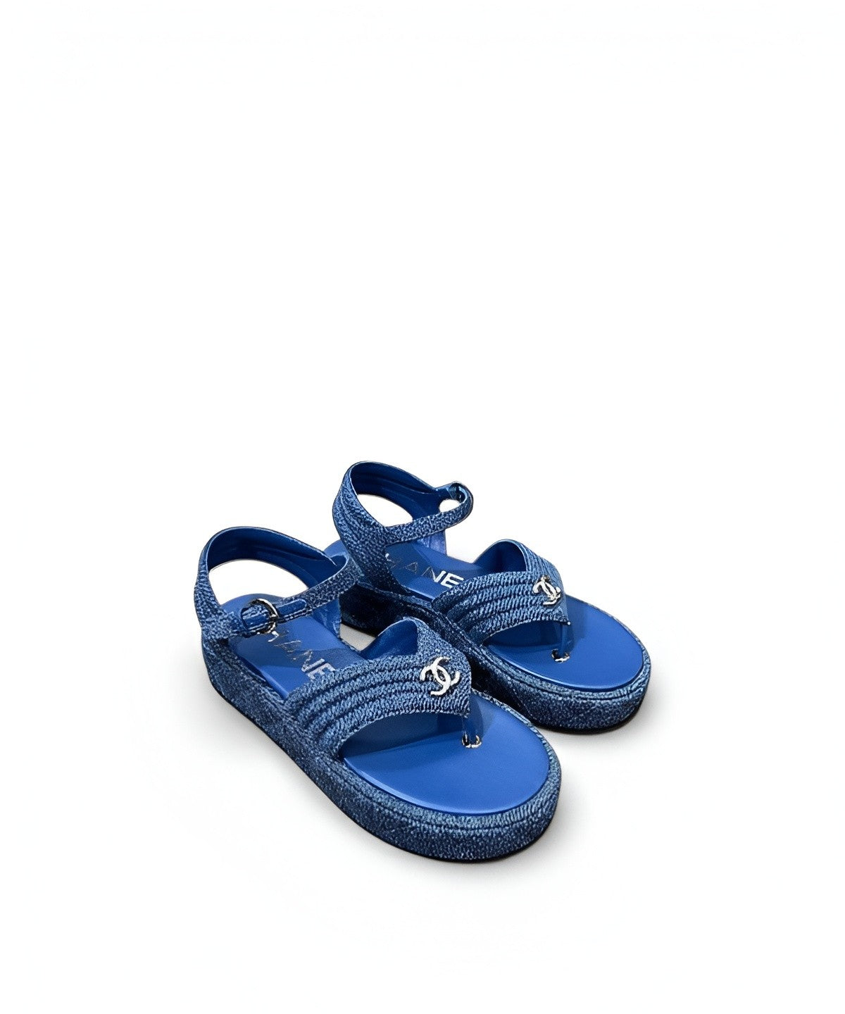 샤넬 25C 데님 스트랩 샌들 블루 데님 CC 로고 스트랩 디테일