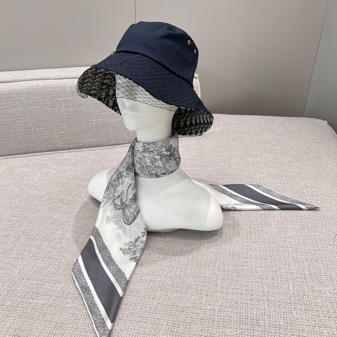 디올 스카프 11