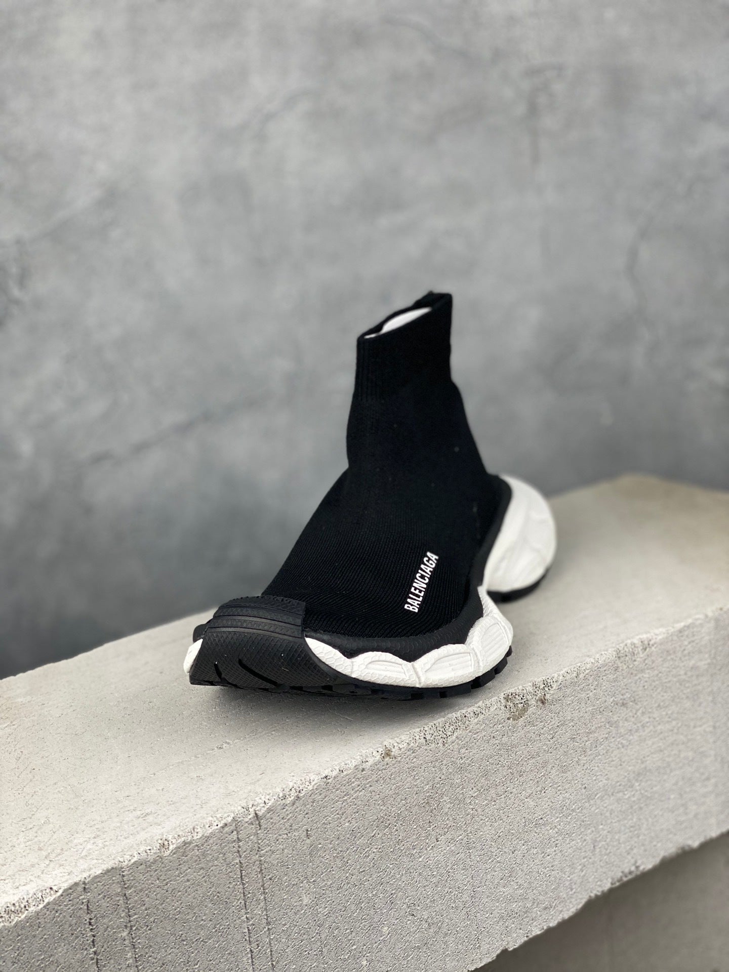 발렌시아가 3XL 스피드러너