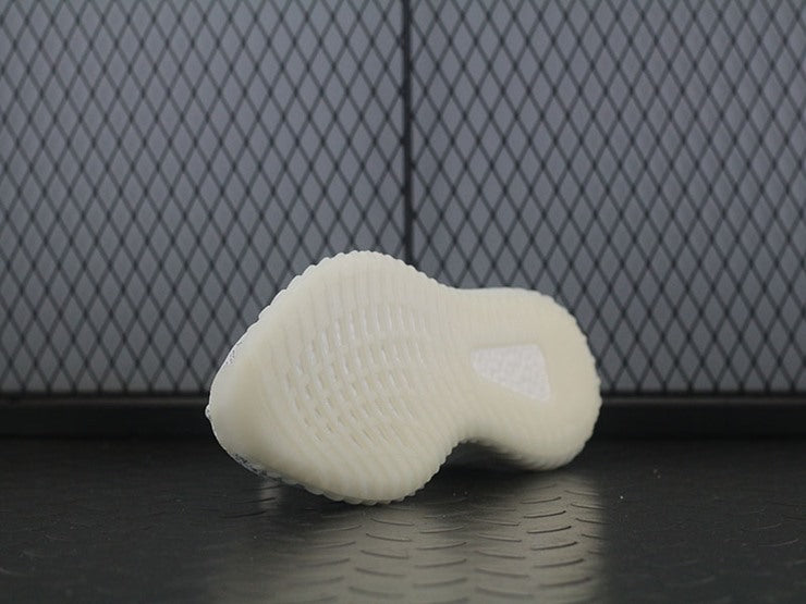 YEEZY 350 V2 스테틱