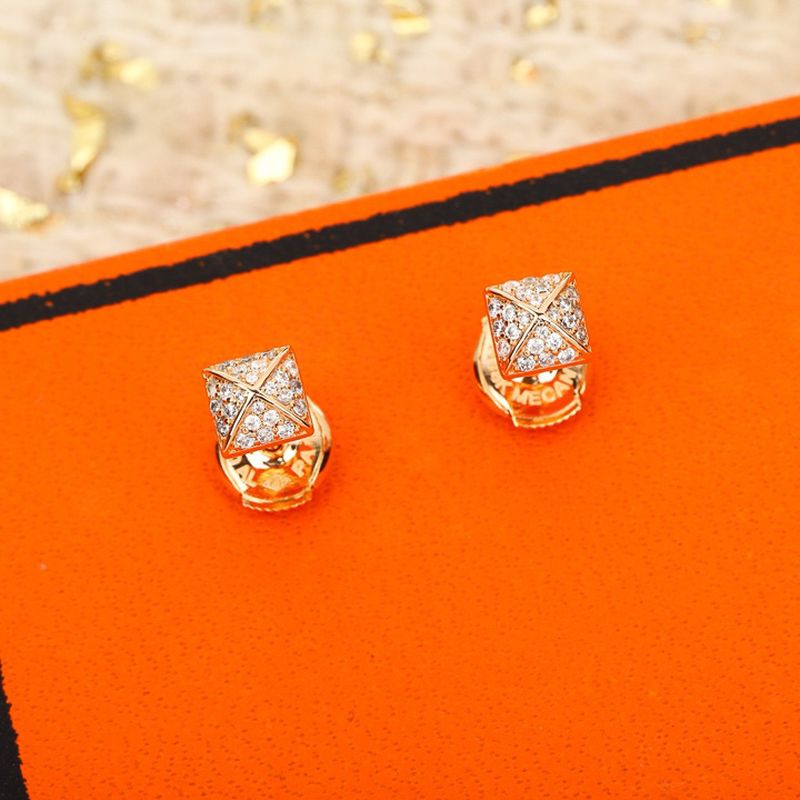 에르메스 Clou d'H earrings
