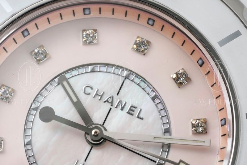 C J12 워치 33mm 핑크 다이아 인디케이터 쿼츠