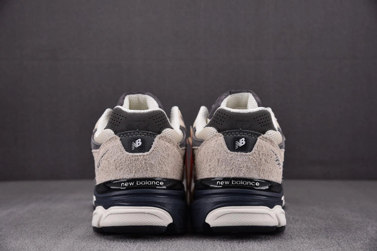 뉴발란스 990v3 메이드 인 USA 문빔 마카다미아 넛