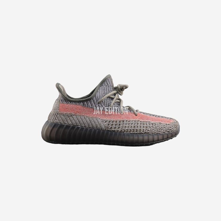 YEEZY 350 V2 애쉬스톤, 따뜻한 브라운 톤과 쿨그레이 조합이 돋보이는 어스톤 무드의 스니커즈