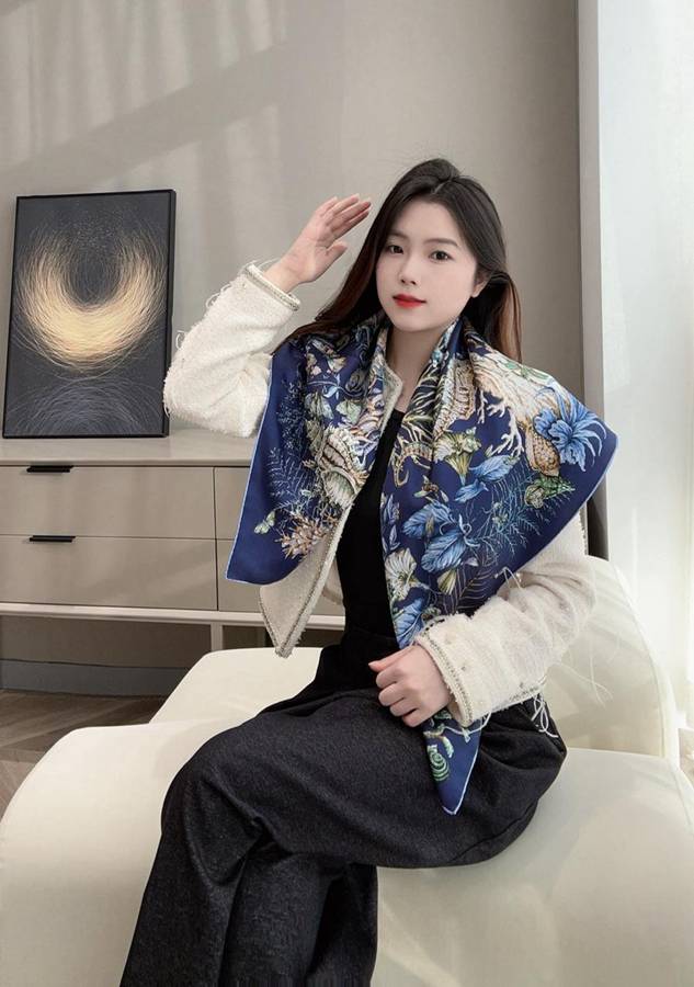 디올 스카프 19