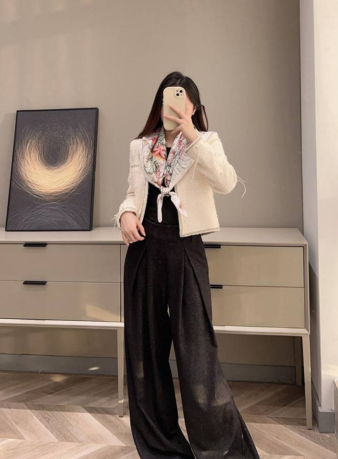 디올 스카프 19