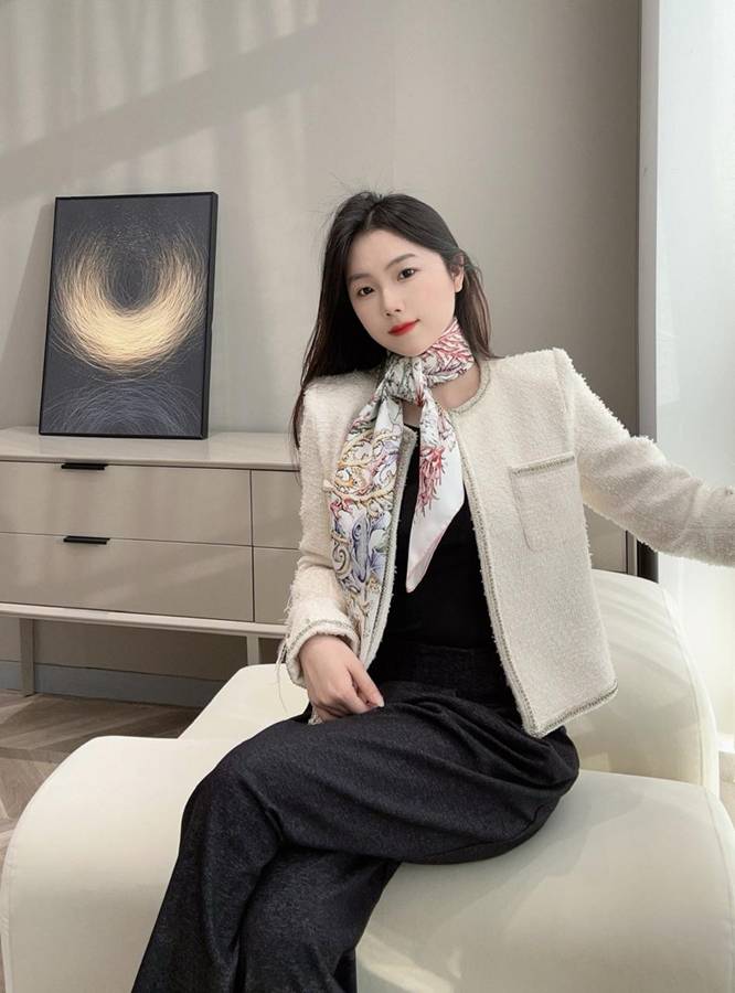 디올 스카프 19