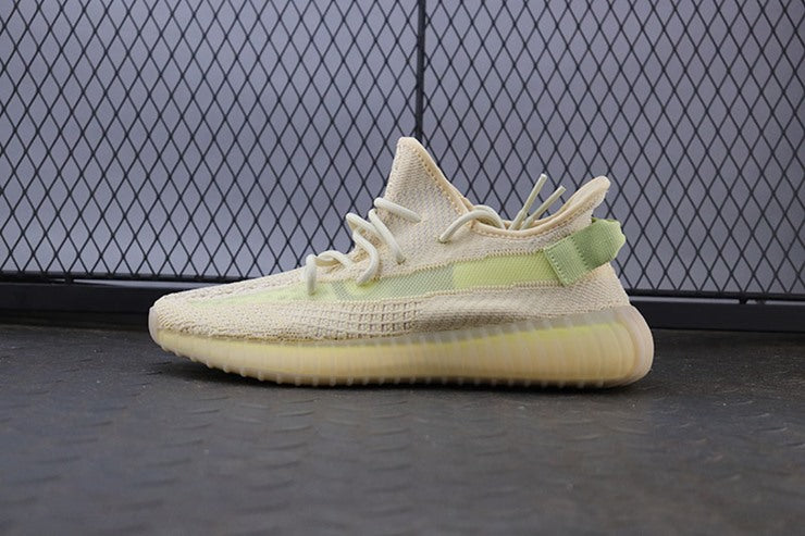 YEEZY 350 V2 플랙스
