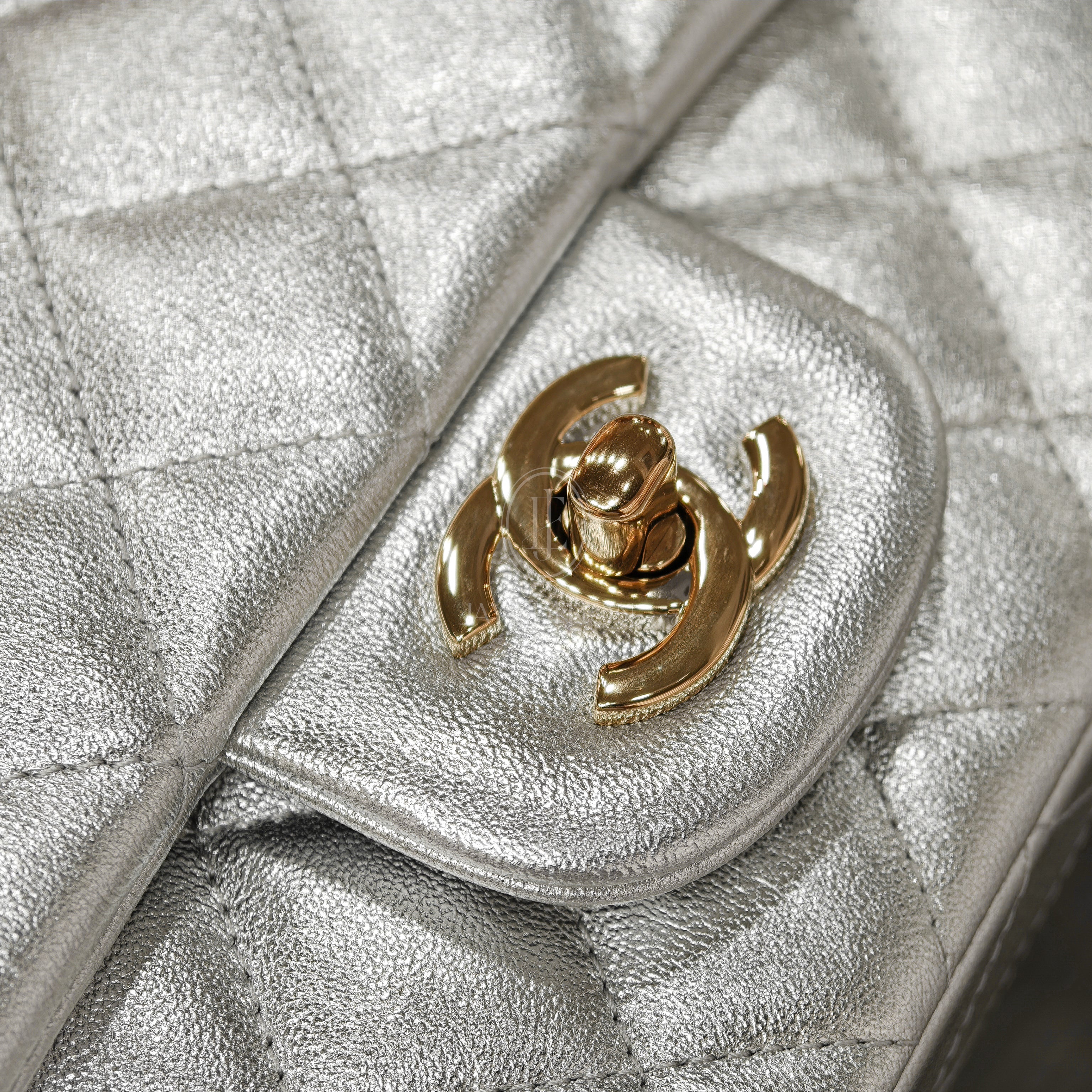 C 클래식 플랩백 뉴미니 실버