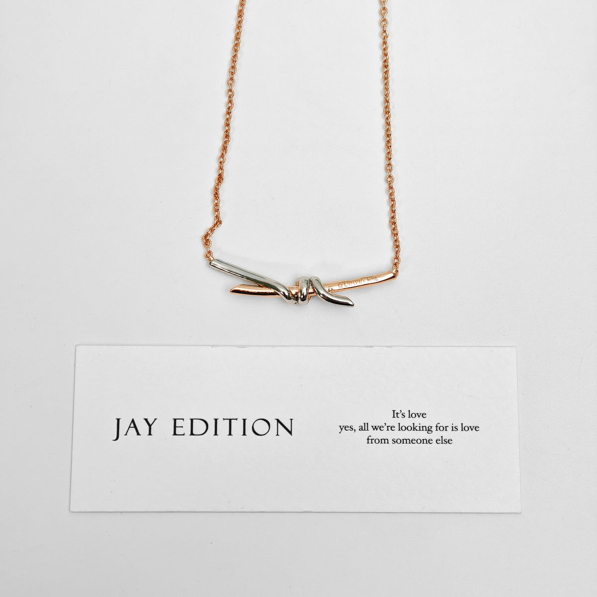 티파니 노트 투톤 파베 네크리스