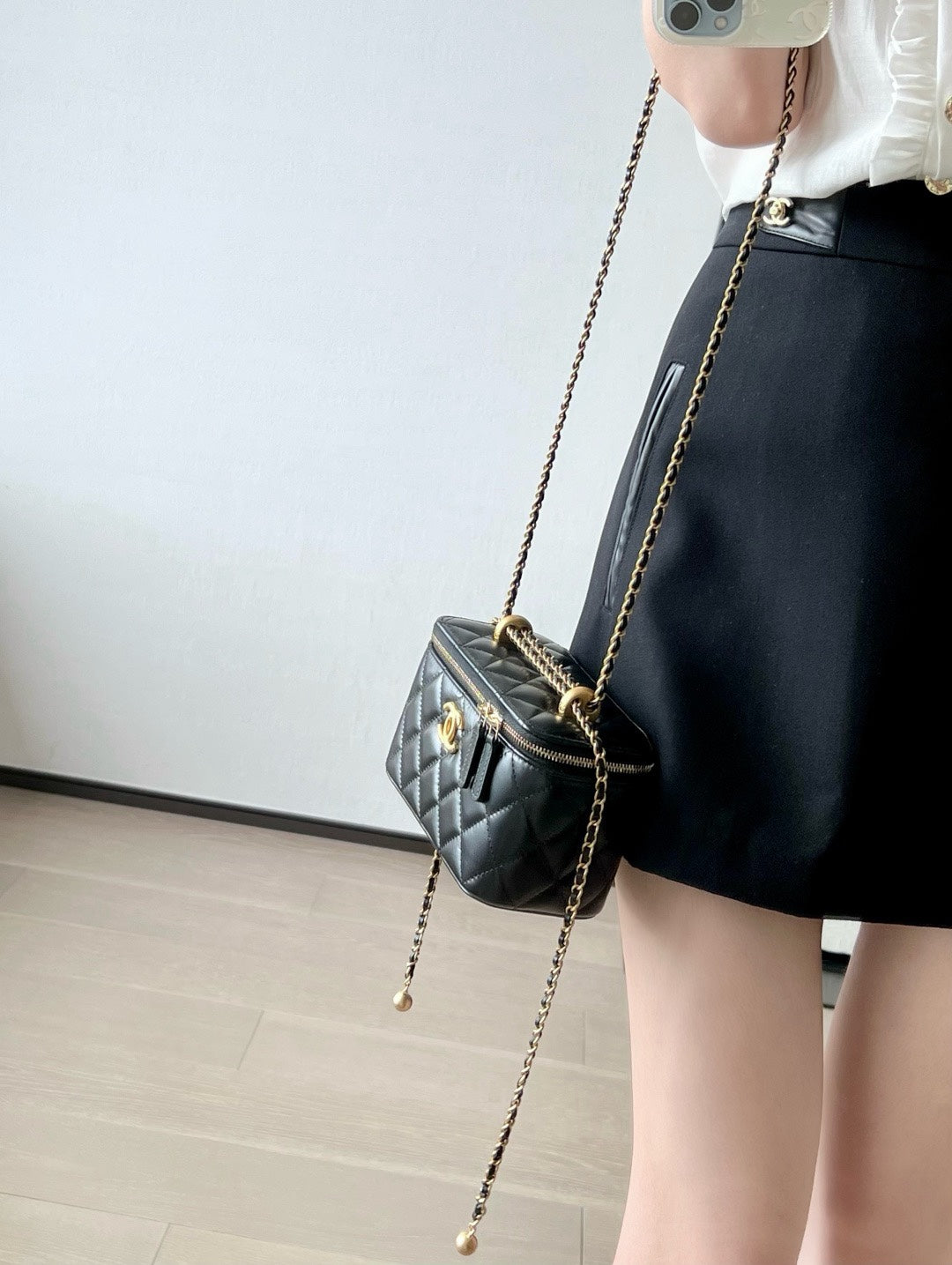 C 스몰 체인 코스메틱 케이스