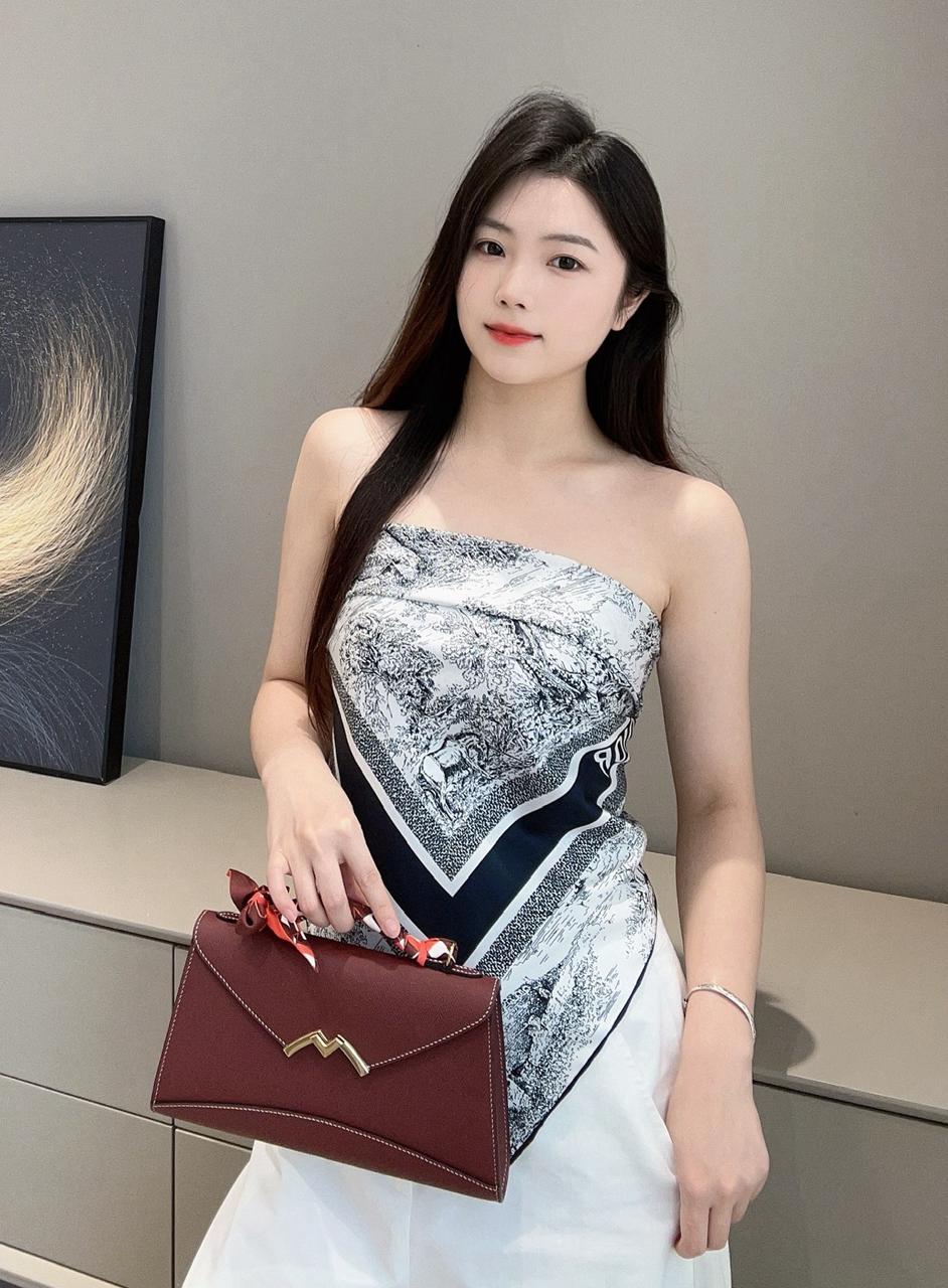 디올 스카프 12