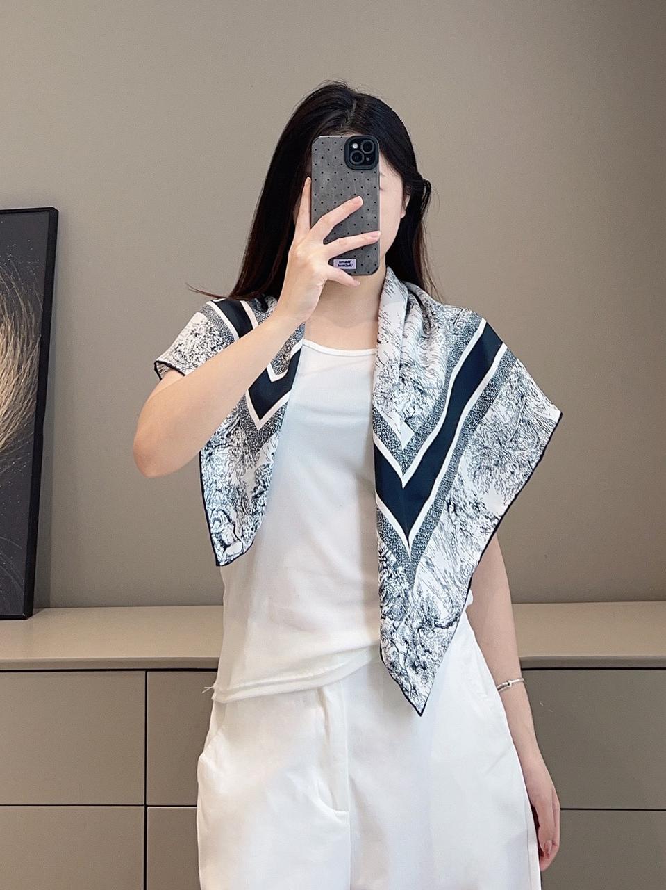 디올 스카프 12