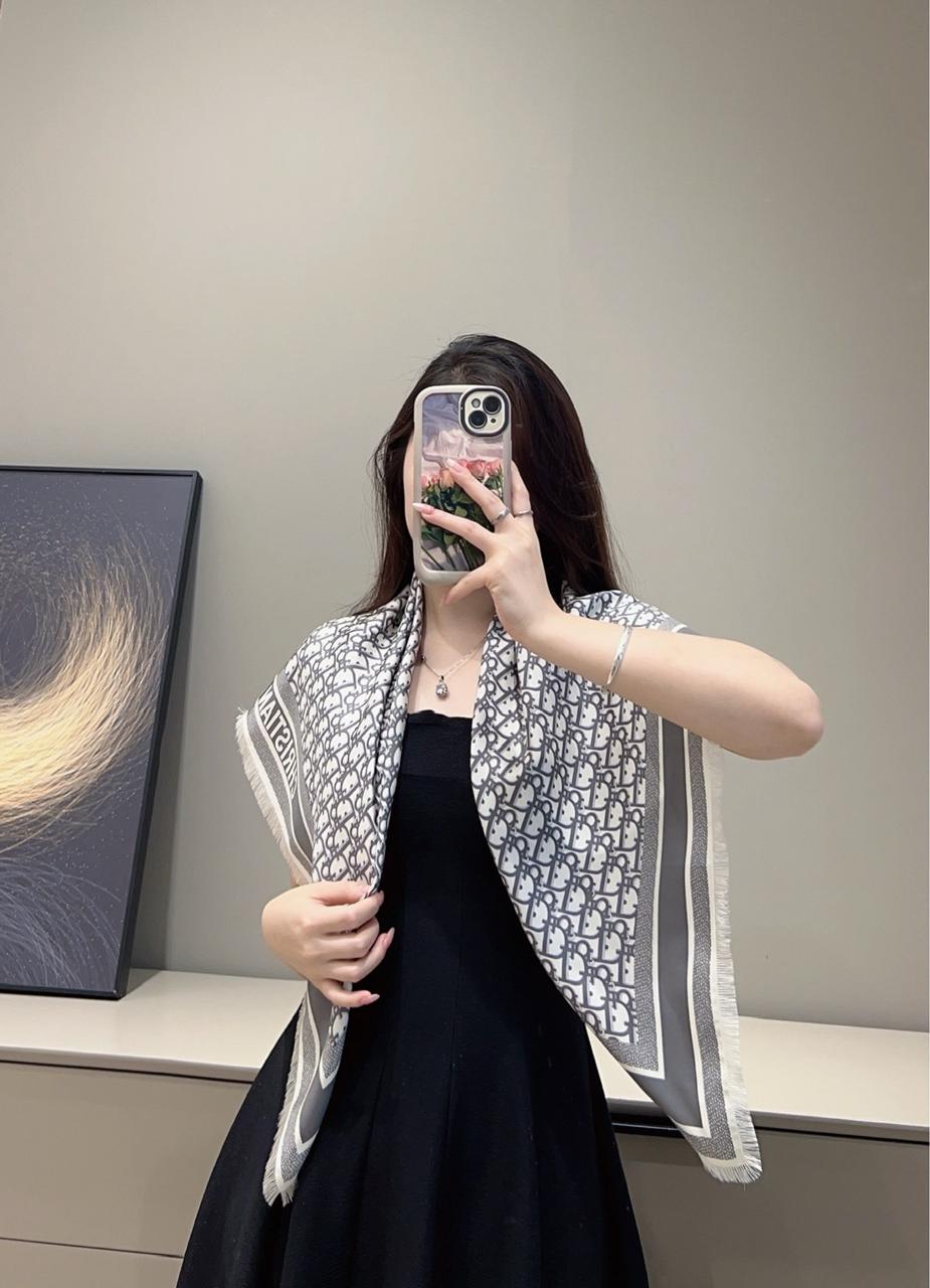 디올 스카프 7