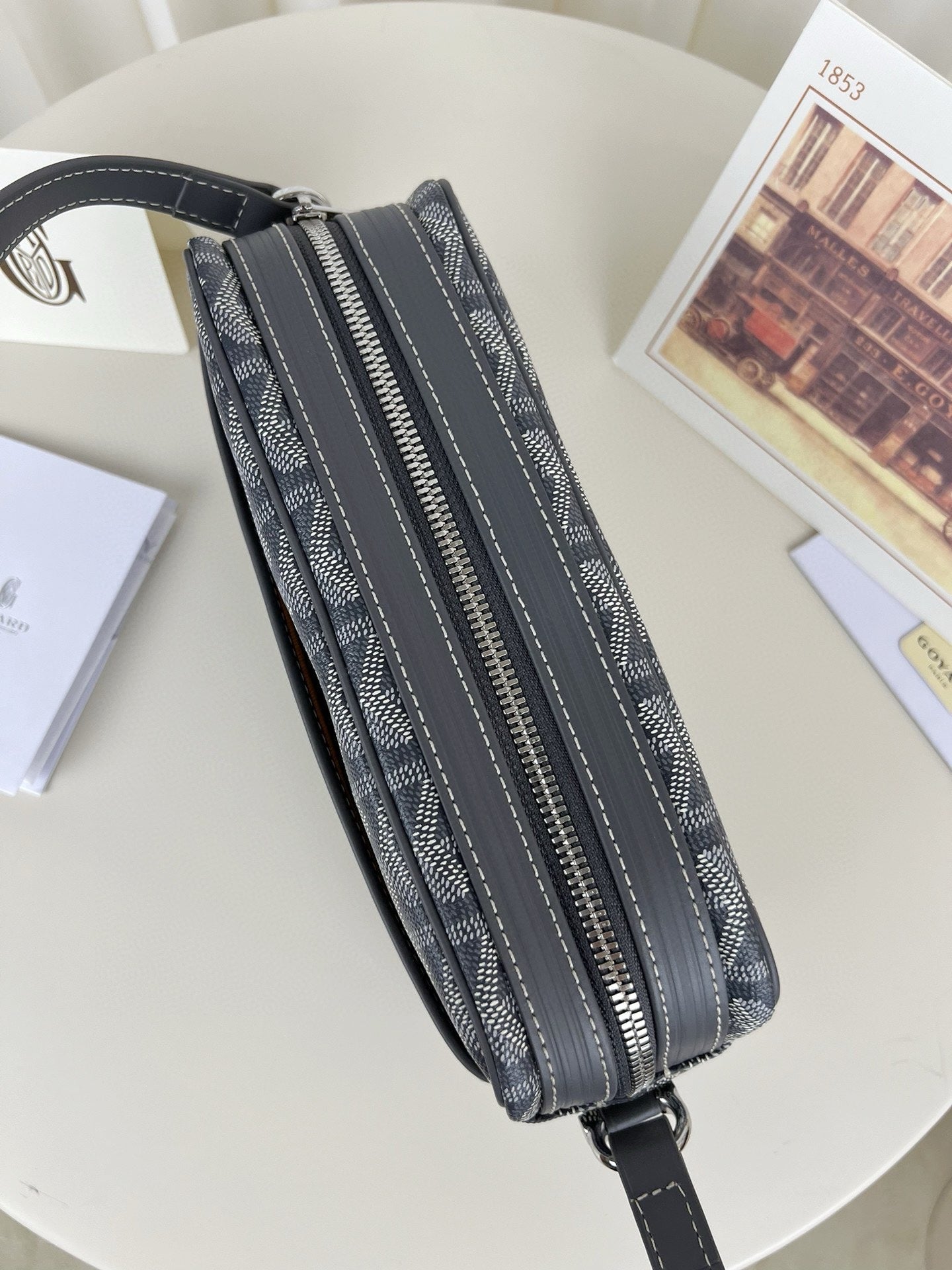 고야드 카페르 크로스백 (그레이)