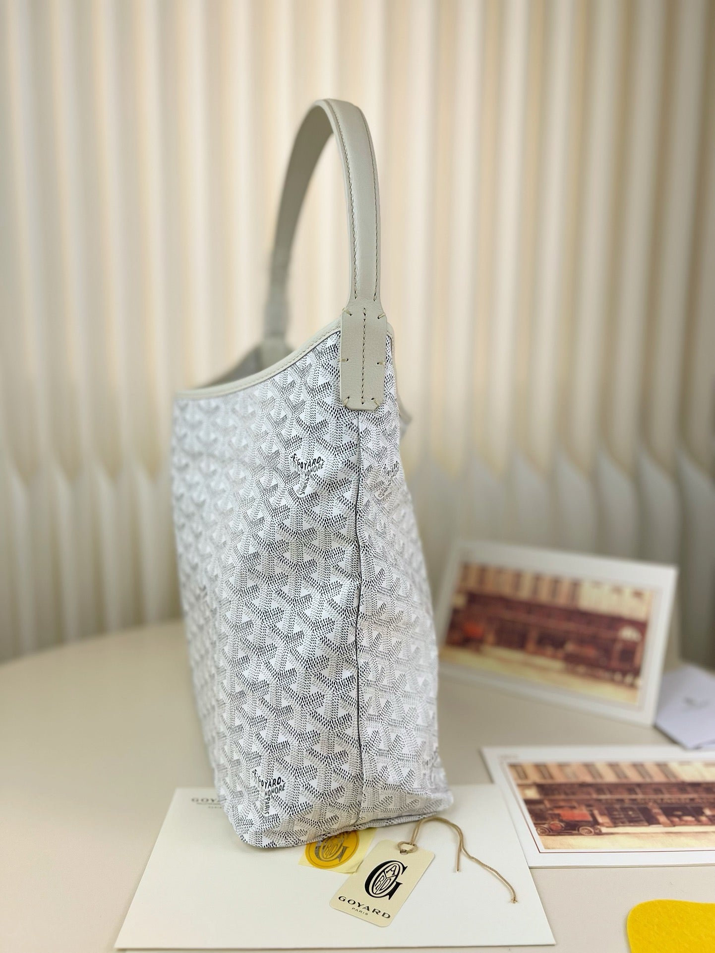고야드 보헴 호보백 PM (화이트)
