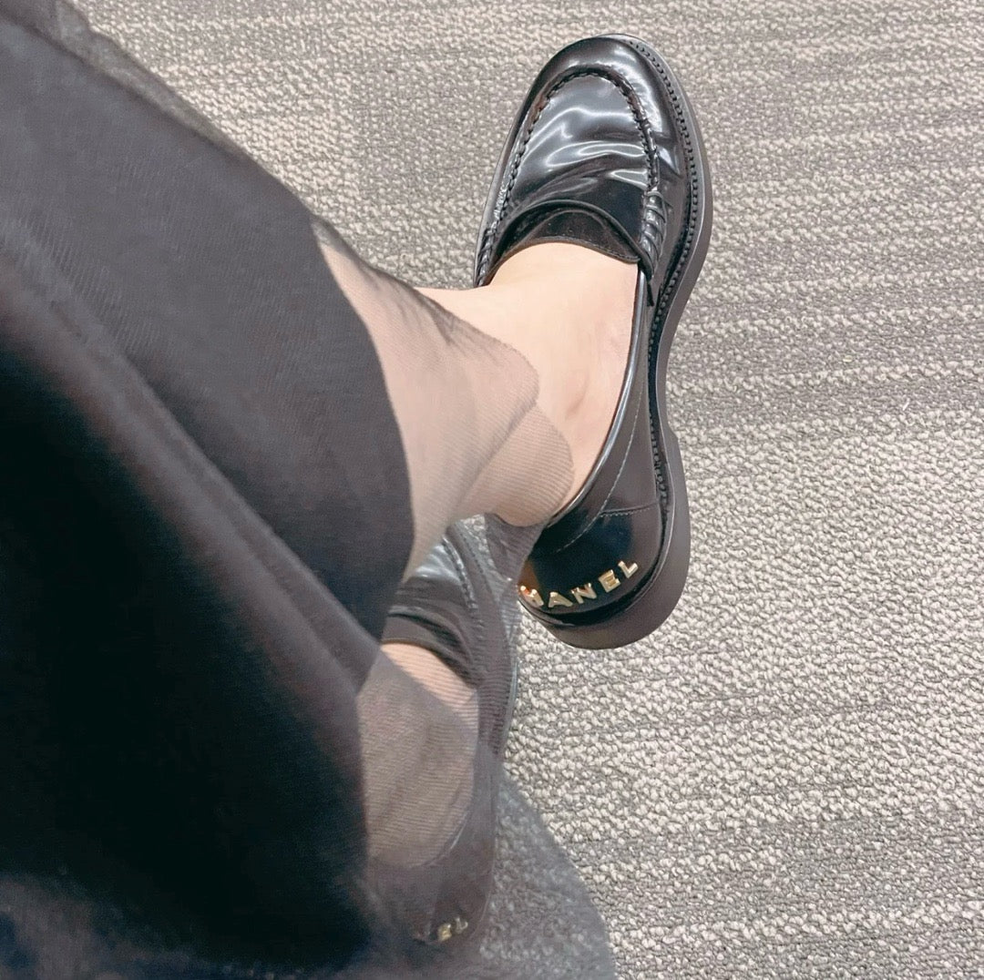 C 백 투 골리지 백로고 로퍼