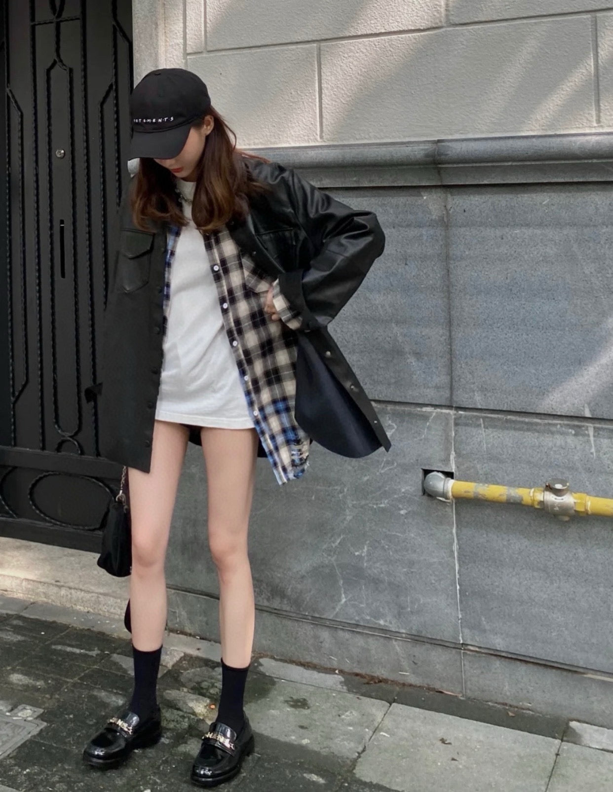 C 체인 로고 로퍼