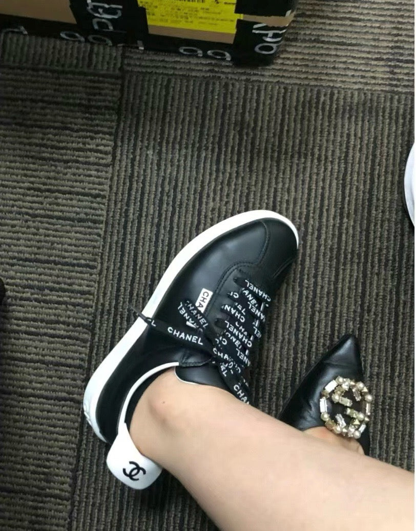 C 슈레이스 스니커즈