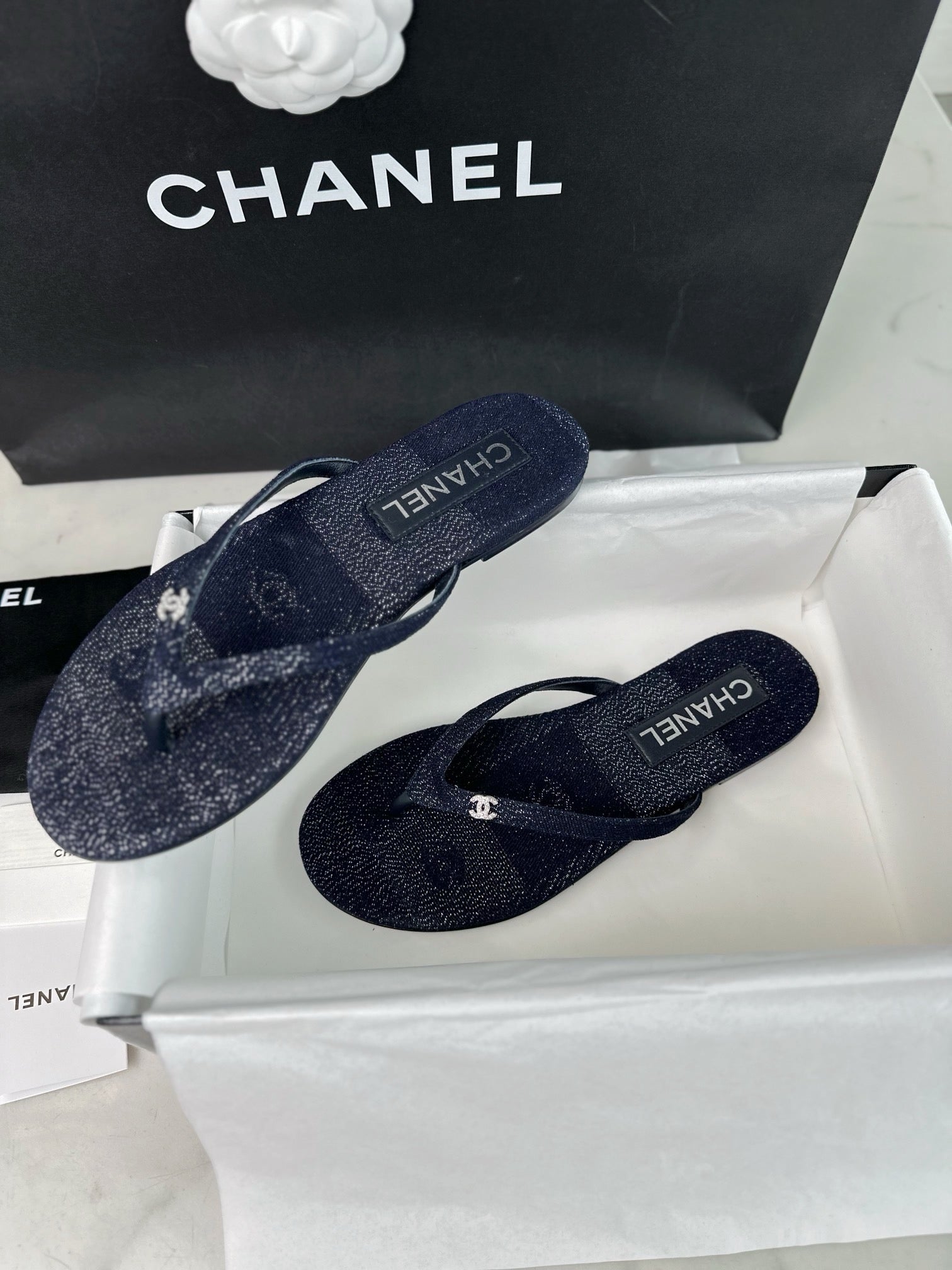 C CC 로고 데님 플립플랍