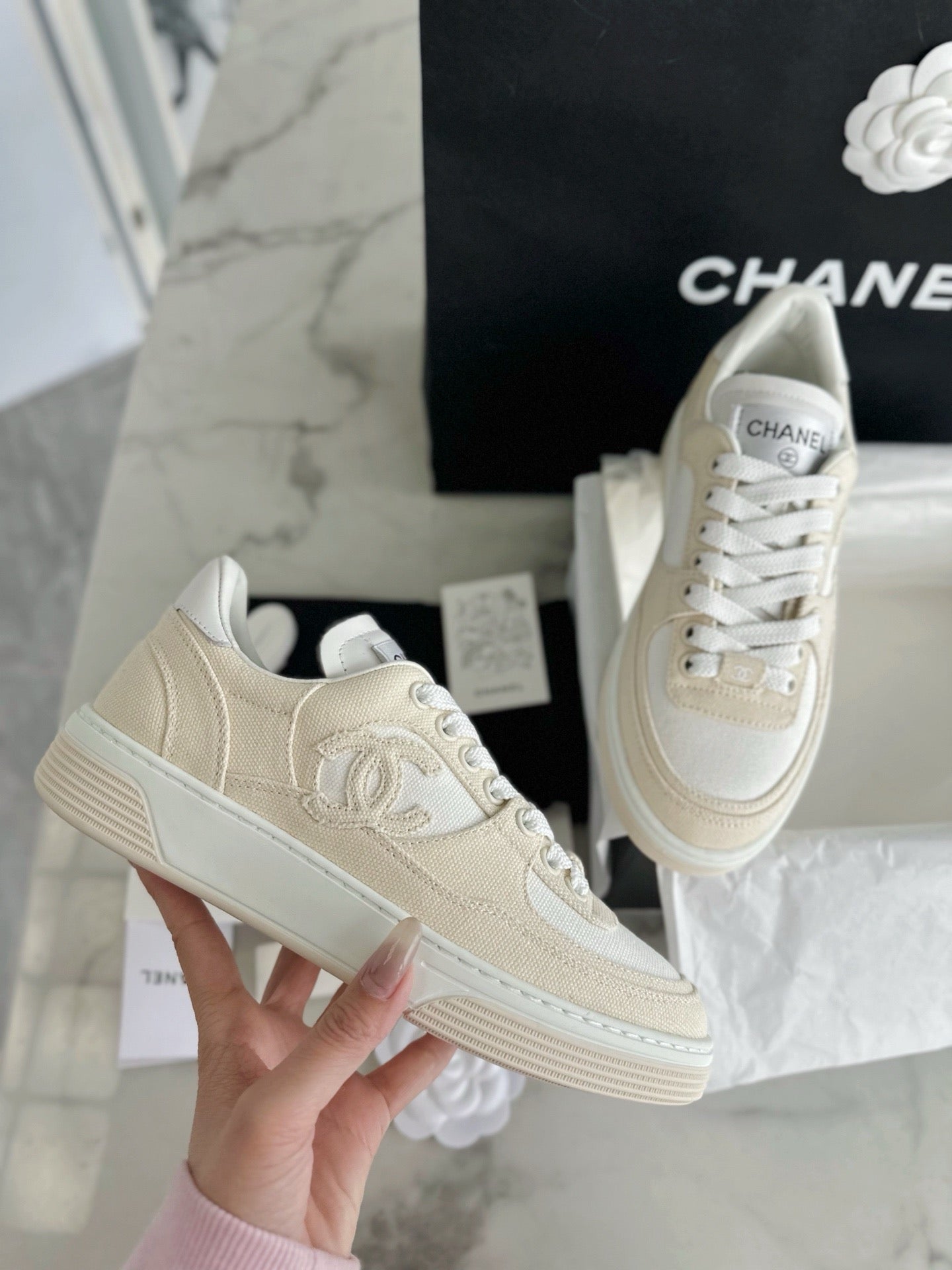 C 코튼 스니커즈