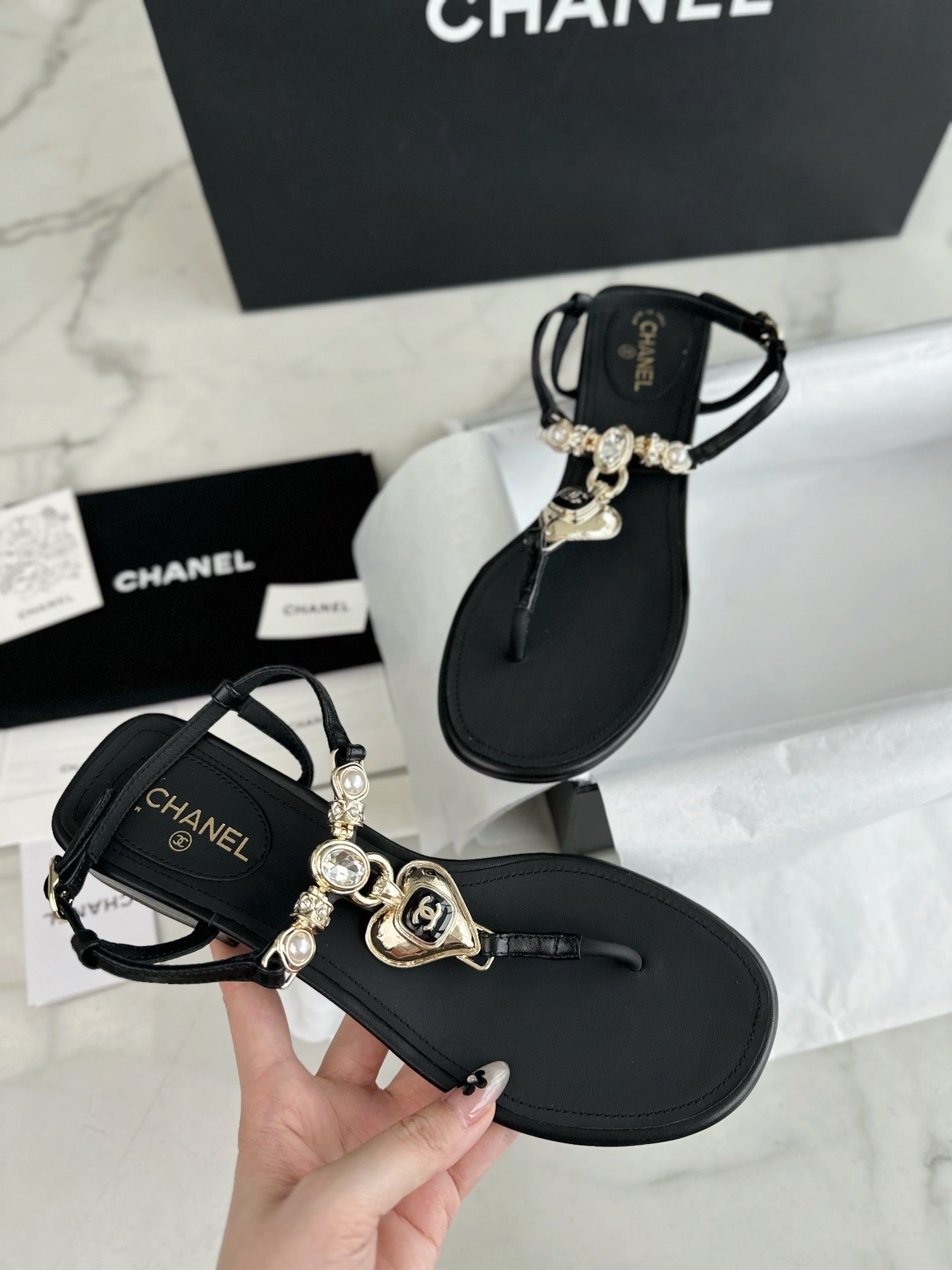 C 23SS CC 하트 플립 플랍