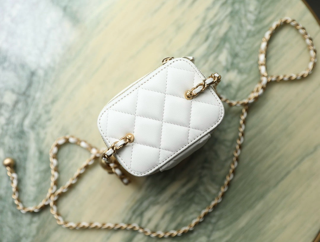 C 골드볼 베니티