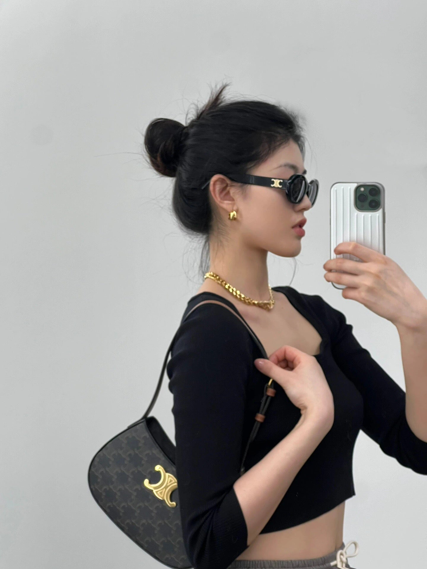 CEL 틸리 숄더백 캔버스 미디움