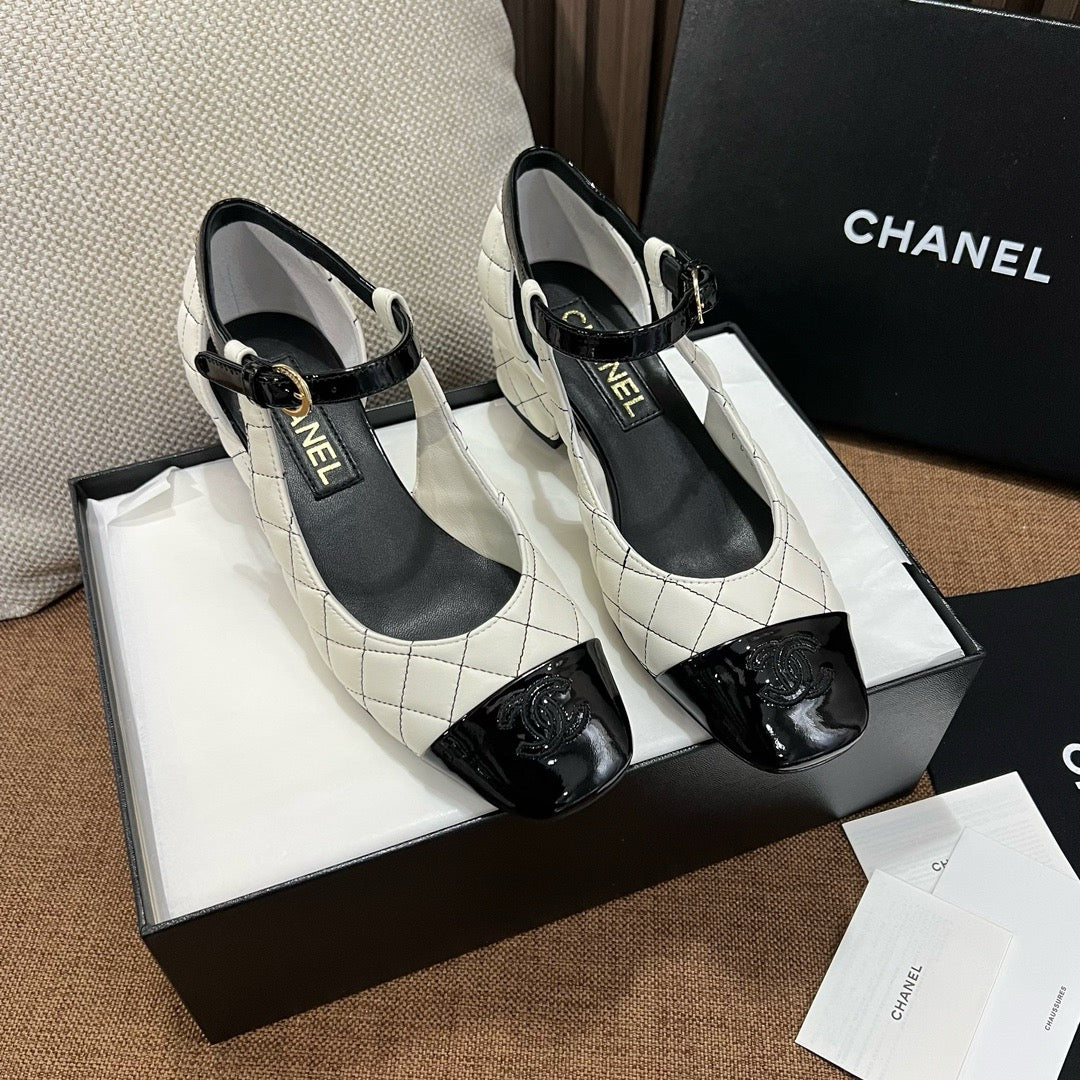 C CC로고 벨벳 메리제인 힐