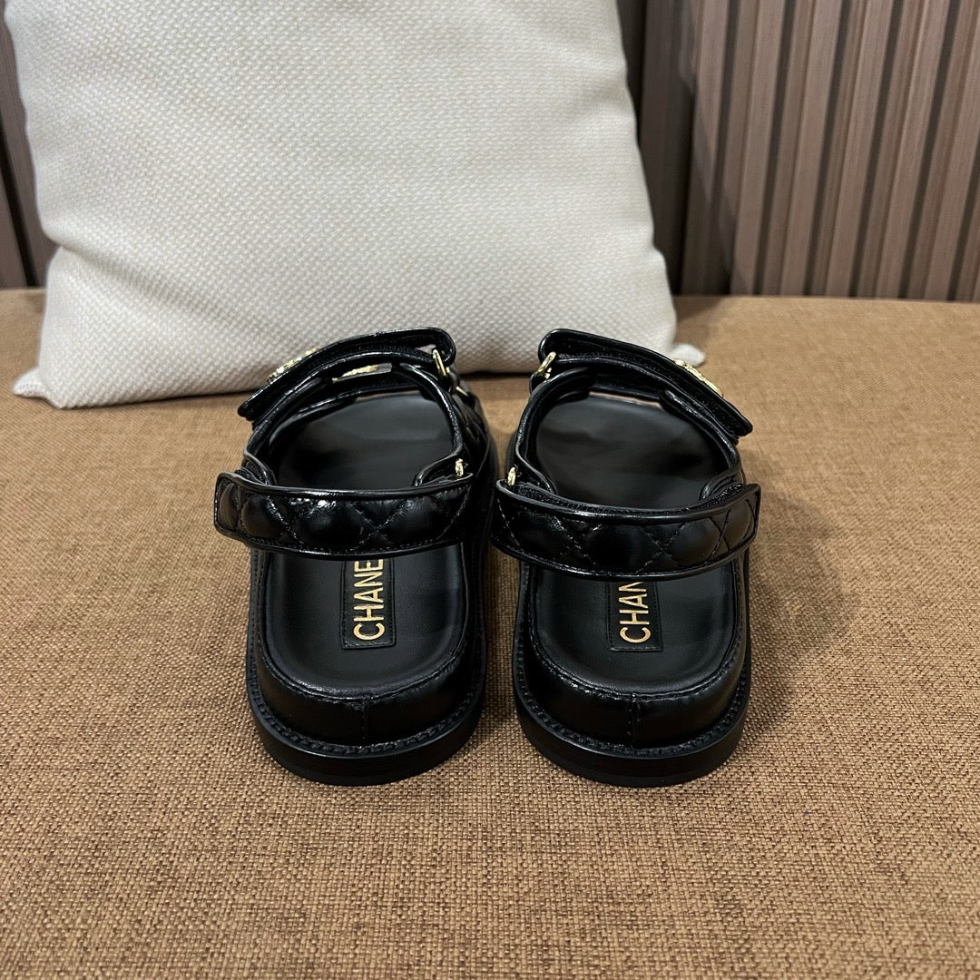 C 크럼플드 샌들