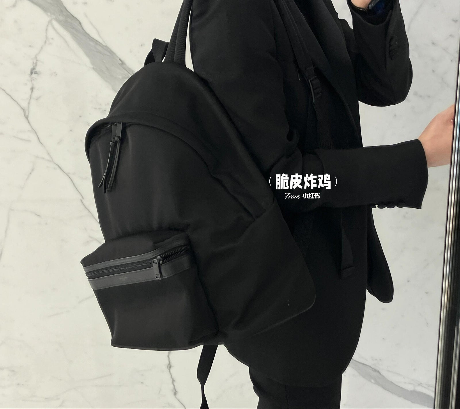 생로랑 씨티 백팩 에코닐