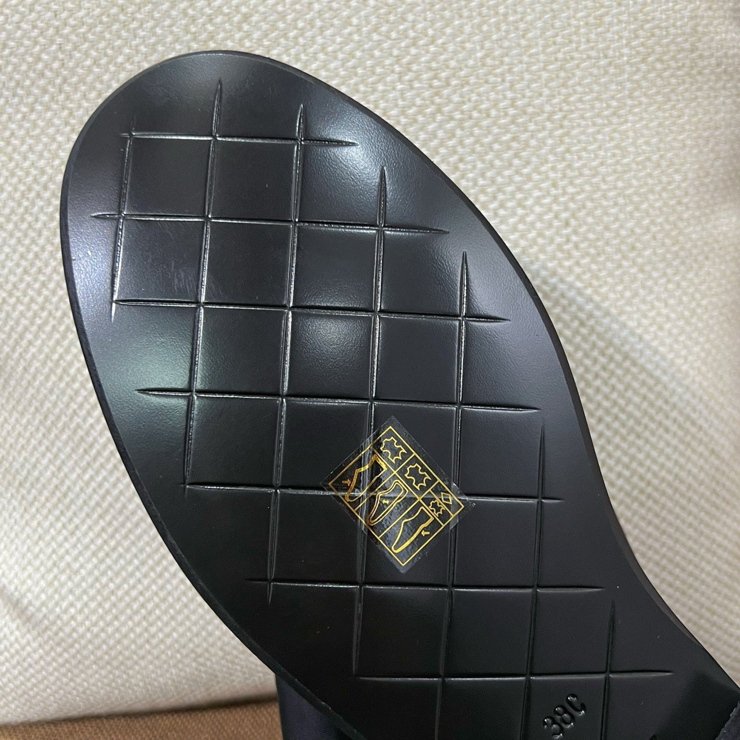 C 턴락 퀄팅 뮬 슬리퍼
