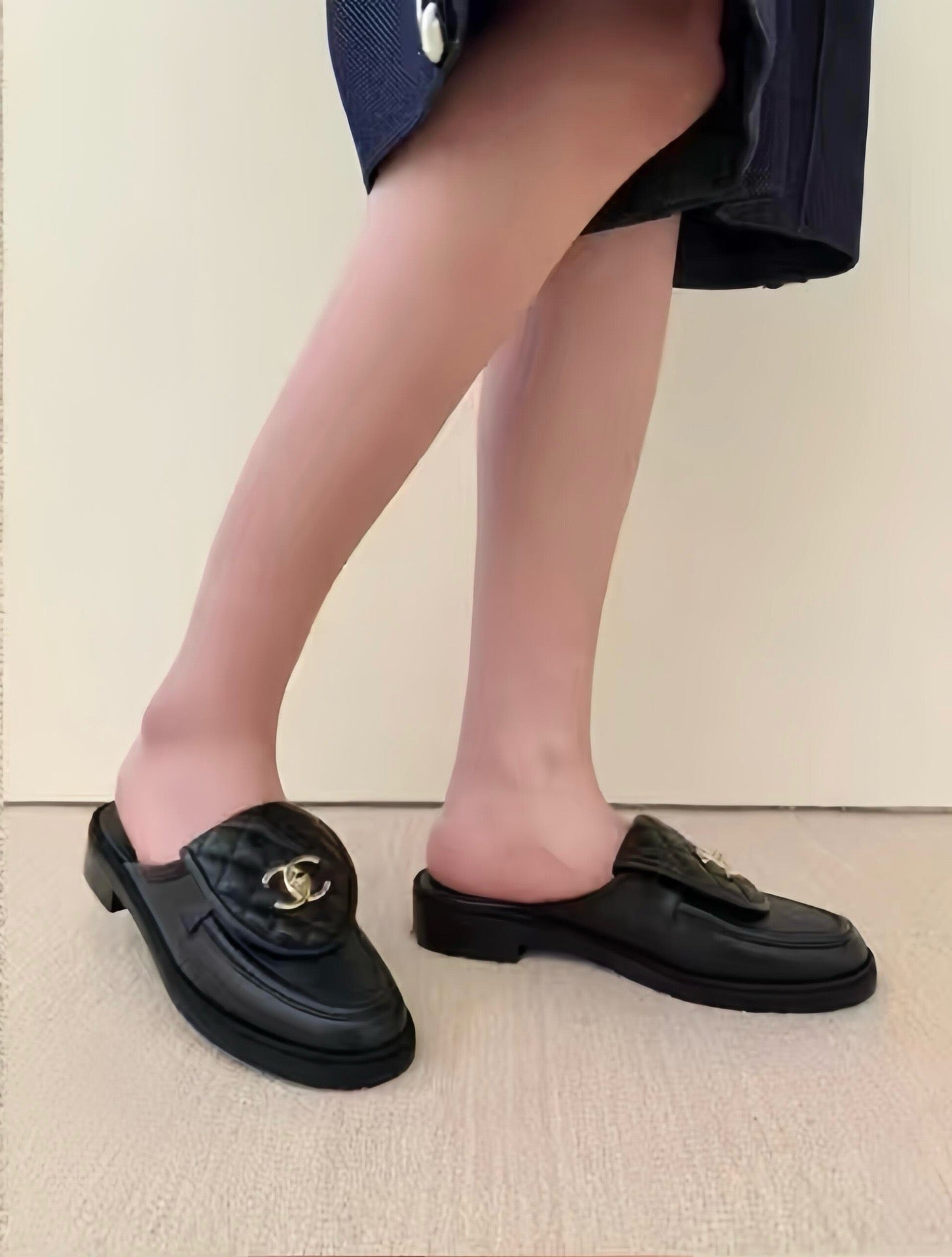 C 턴락 퀄팅 뮬 슬리퍼