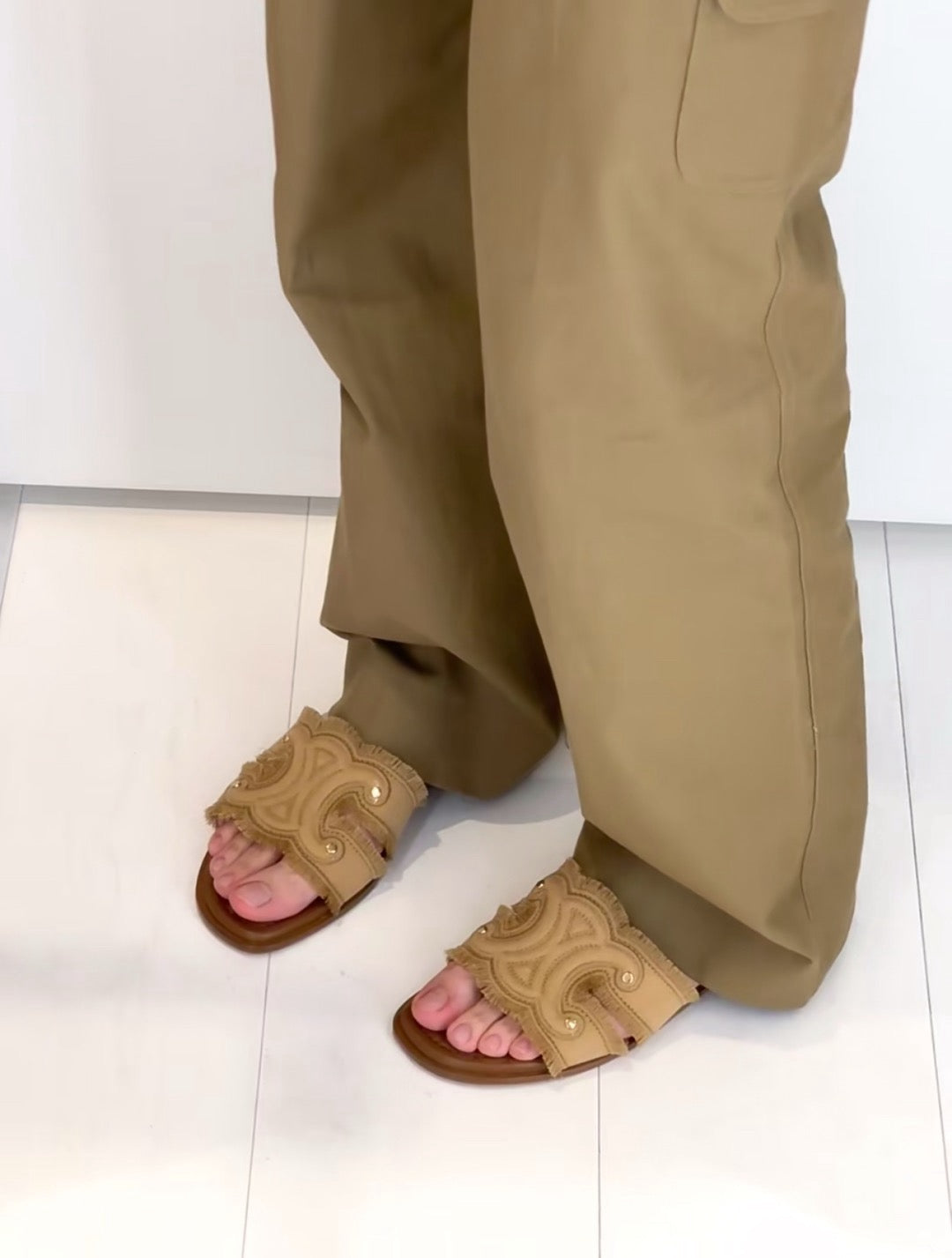 CEL 트리옹프 마리나 프린지 뮬