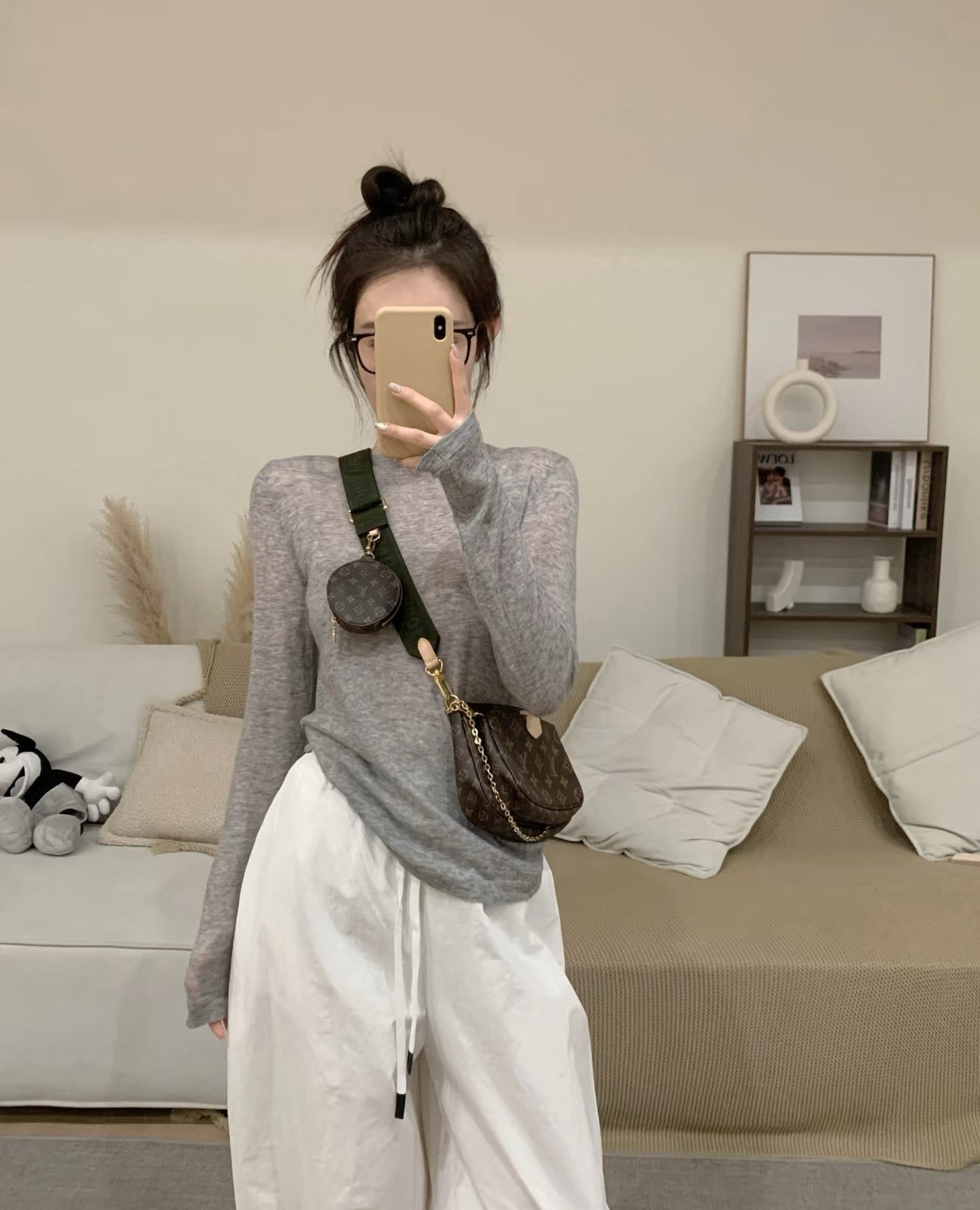 루이비통 멀티 포쉐트 악세수아