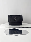 블랙