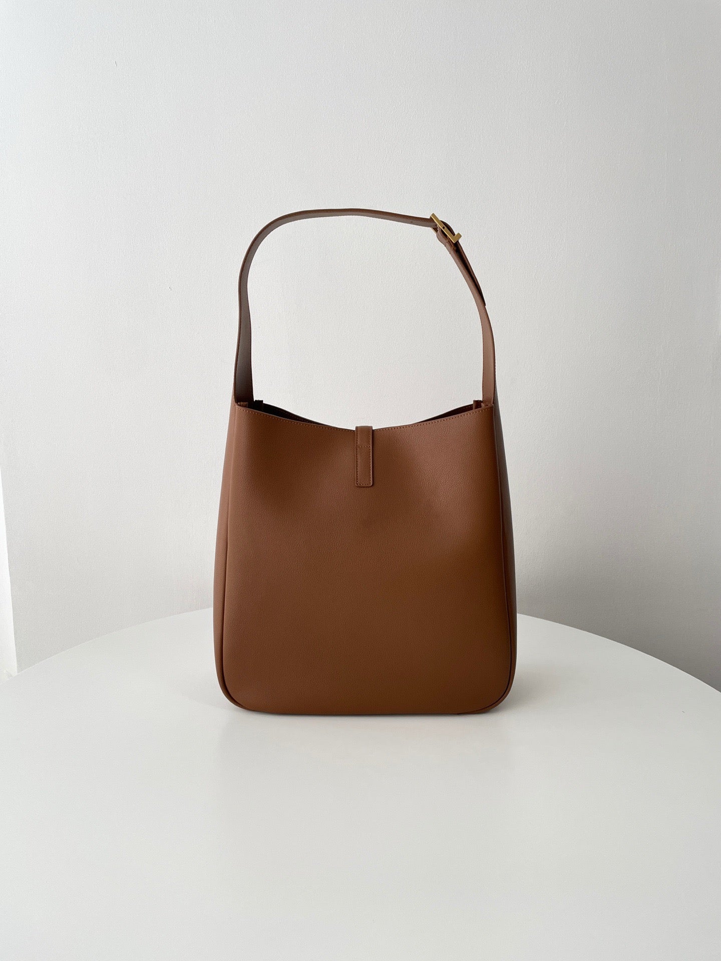 생로랑 LE 5À7 서플 라지 그레인 레더 (폭스)