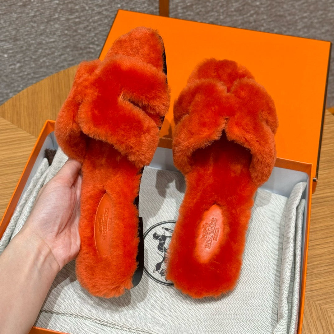 에르메스 Oran 오란 슬리퍼  시어링 (레드)