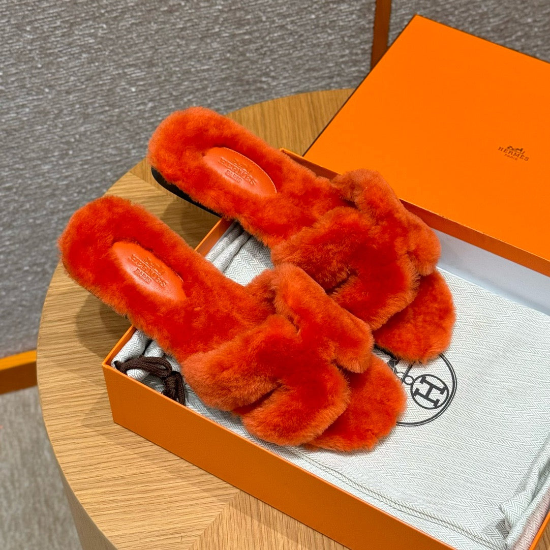 에르메스 Oran 오란 슬리퍼  시어링 (레드)
