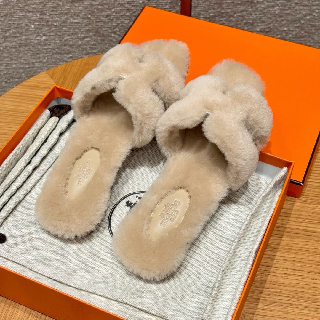 에르메스 Oran 오란 슬리퍼  시어링 (베이지)