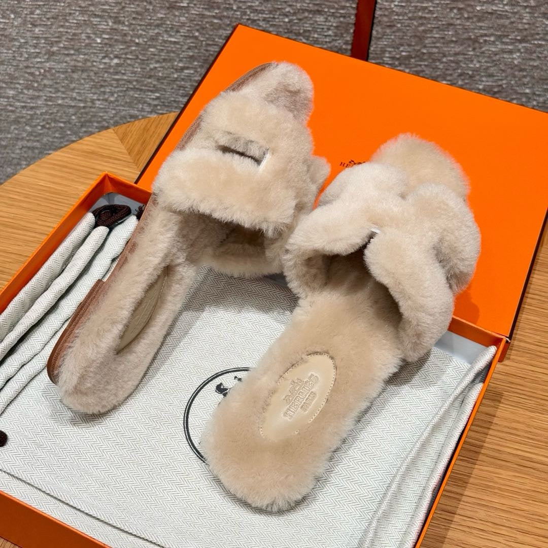 에르메스 Oran 오란 슬리퍼  시어링 (베이지)