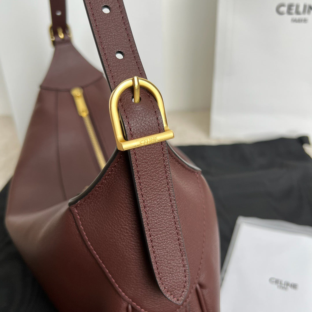 CEL 로미 숄더백 미디움