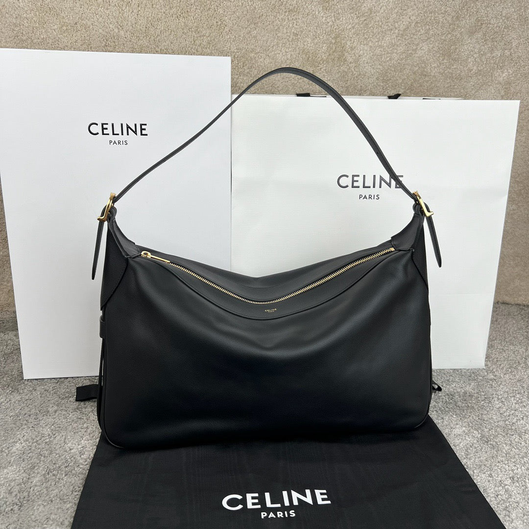 CEL 로미 숄더백 미디움