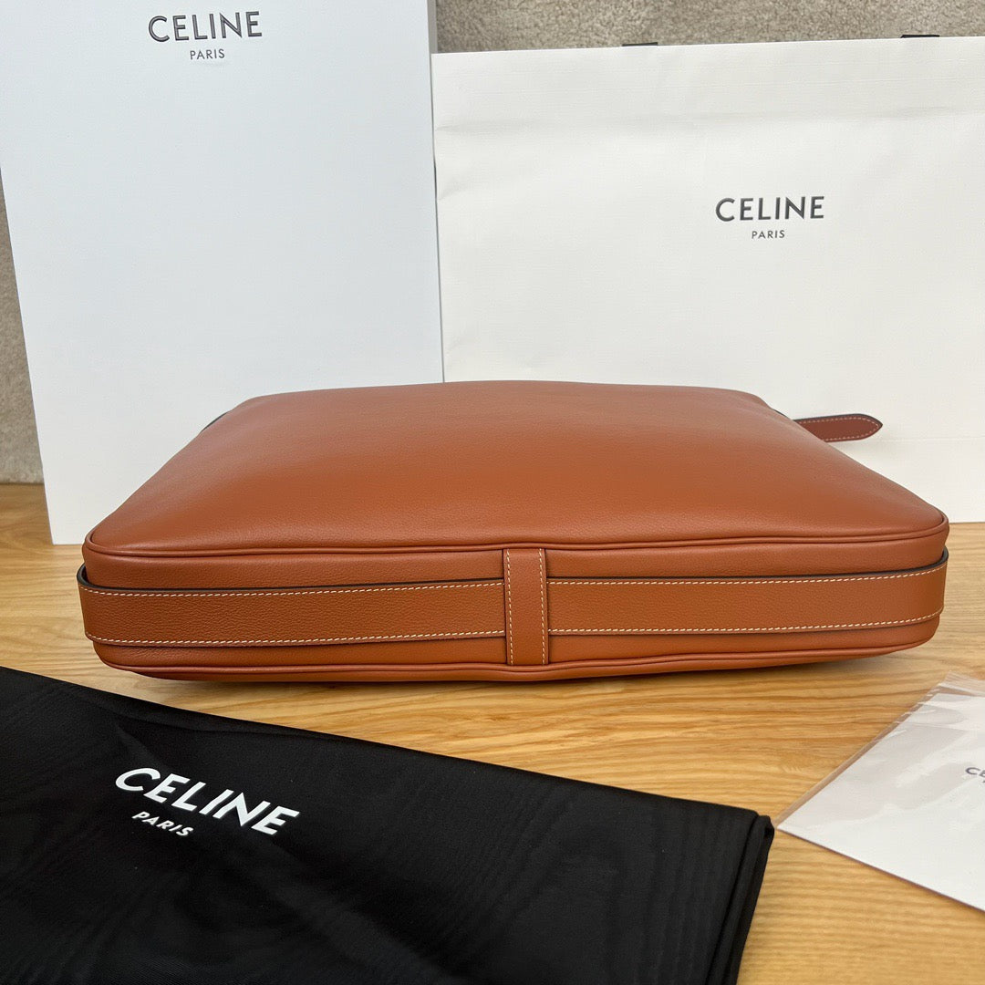 CEL 로미 숄더백 미디움